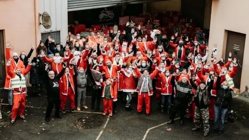 Le Père Noël est un biker 